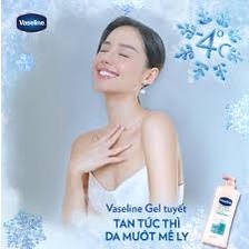 Sữa dưỡng thể trắng da Vaseline 350ml/chai