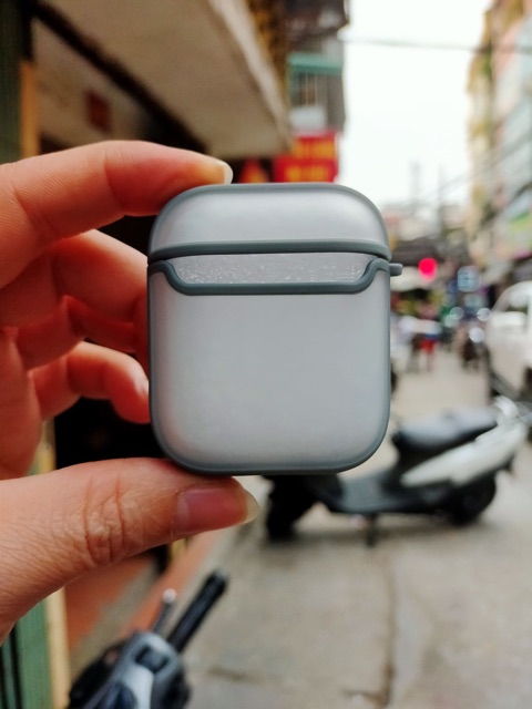 Ốp Airpod Nhám Mờ Chính Hãng Likgus Kèm Móc Đeo