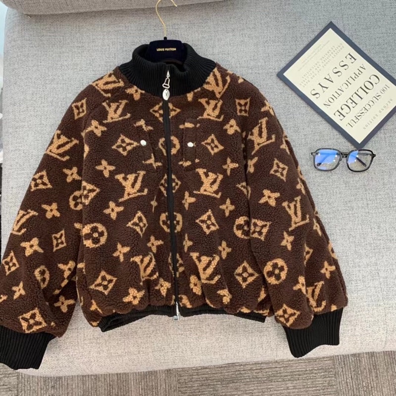 Áo khoác len lông cừu hoạ tiết logo cổ điển thương hiệu Louis Vuitton LV cao cấp thời trang unisex