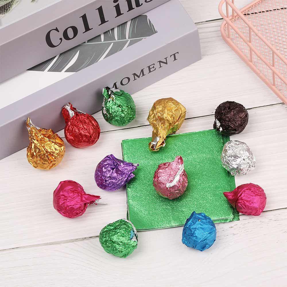 Set 100 Lá Nhôm Dập Nổi Họa Tiết Dùng Để Trang Trí Bánh Kẹo