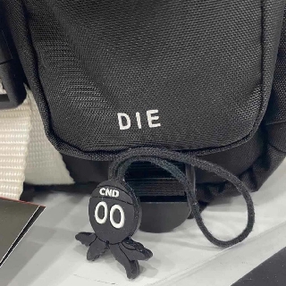 MÓC KHÓA BẠCH TUỘC ĐEN COLKIDS.CLUB CND