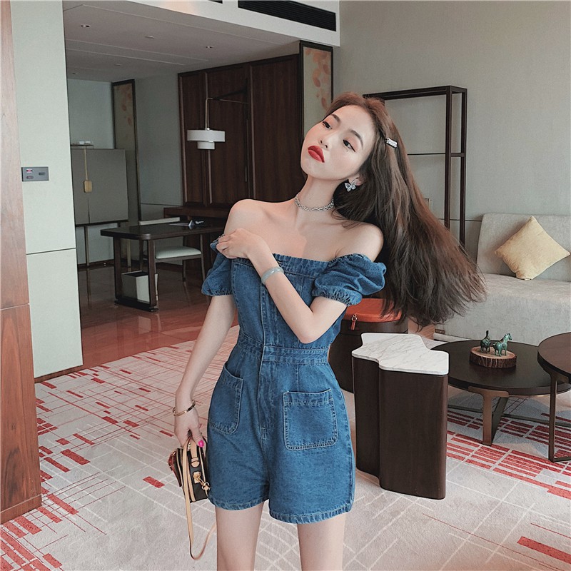 Jumpsuit denim ngắn cổ vuông dây kéo trẻ trung