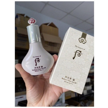 - Kem nền chống nắng Seol Radiant White Sun BB