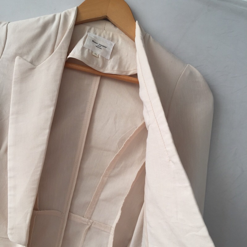 Khoác Blazer Korea xinh xắn | BigBuy360 - bigbuy360.vn