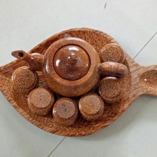 Bộ ấm trà gỗ dừa chiếc lá 6 ly