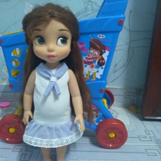 Búp bê nhựa