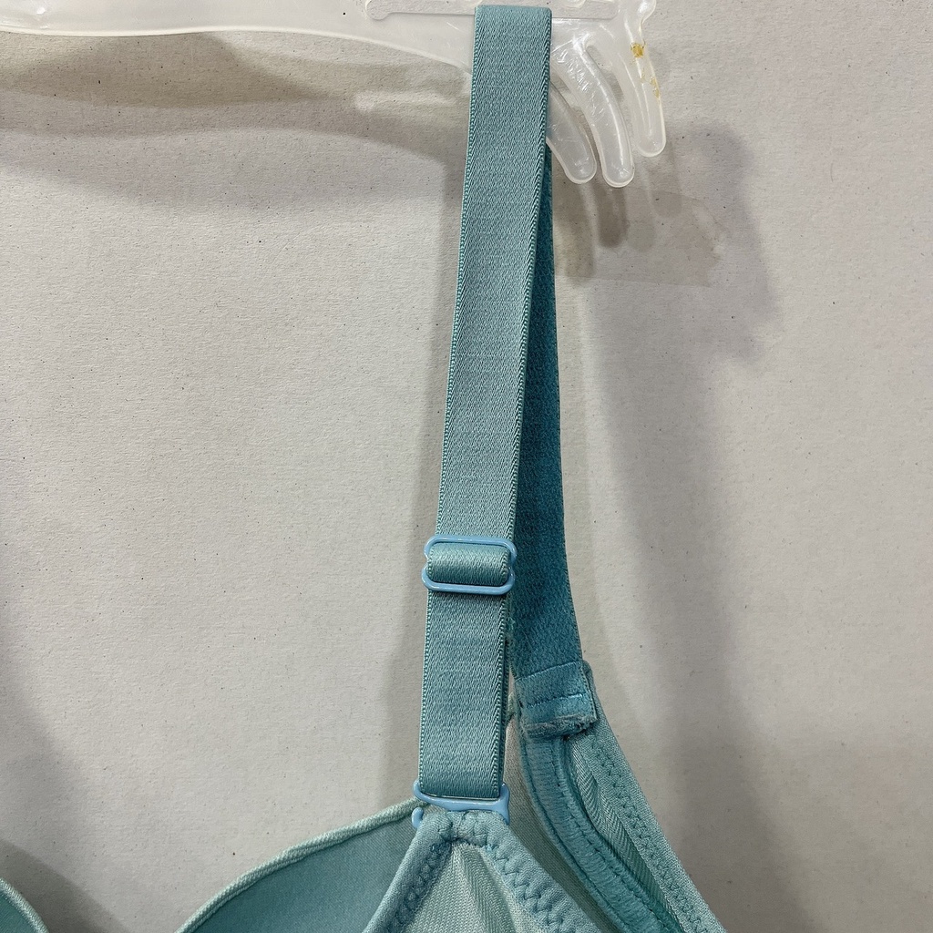 Áo lót nữ trơn nâng ngực Lovely 1186 mút ép dày có gọng nguyên ngực lưng bản lớn 3 móc cài size 36-38-40 mặc áo dài