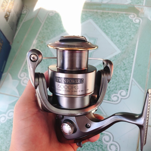 Máy câu cá shimano twin power 5000PG
