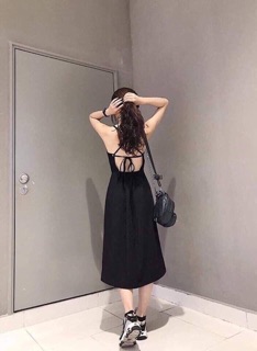 ĐẦM XẺ ĐEN ĐAN DÂY LƯNG SEXY