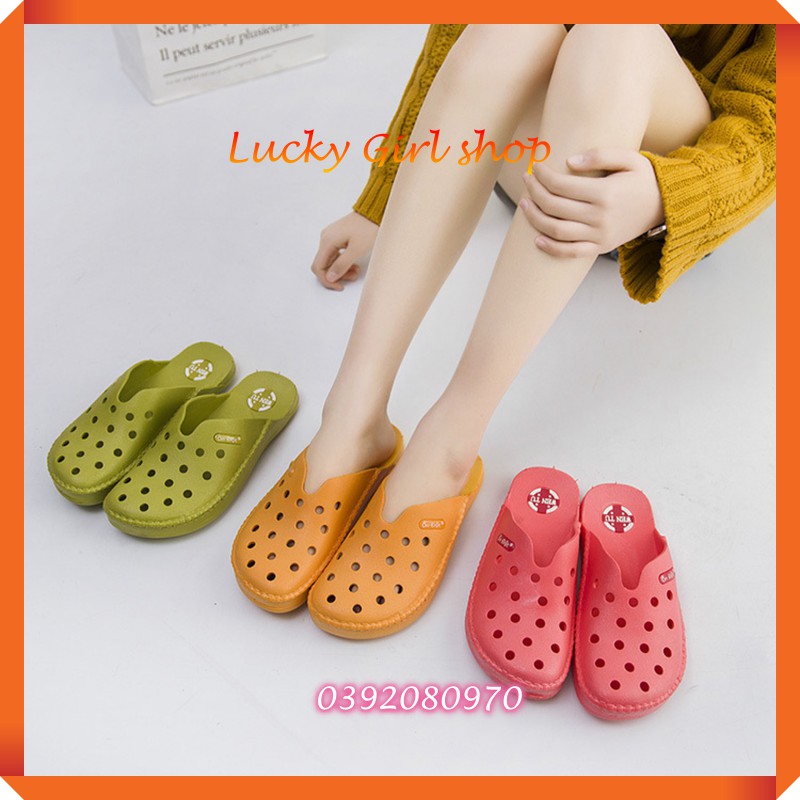 Sục Nữ/ Dép Bít Đầu Cao Su 100% Siêu Êm Chống Thấm Chống Trượt Size 36-40 - Lucky Girl shop