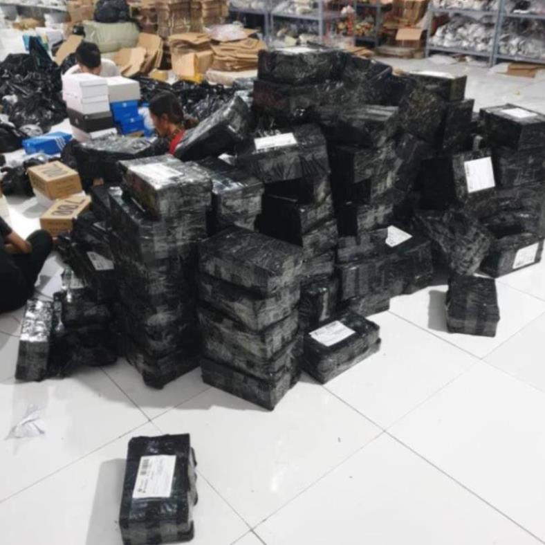 [FULL BOX+ BILL] Giày thể thao Sneaker van vault đen dành cho mọi lứa tuổi 2021 | BigBuy360 - bigbuy360.vn