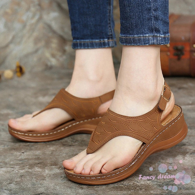 Giày sandal đi biển mềm mại có quai cài ngay mắt cá chân nhẹ thời trang cho nữ