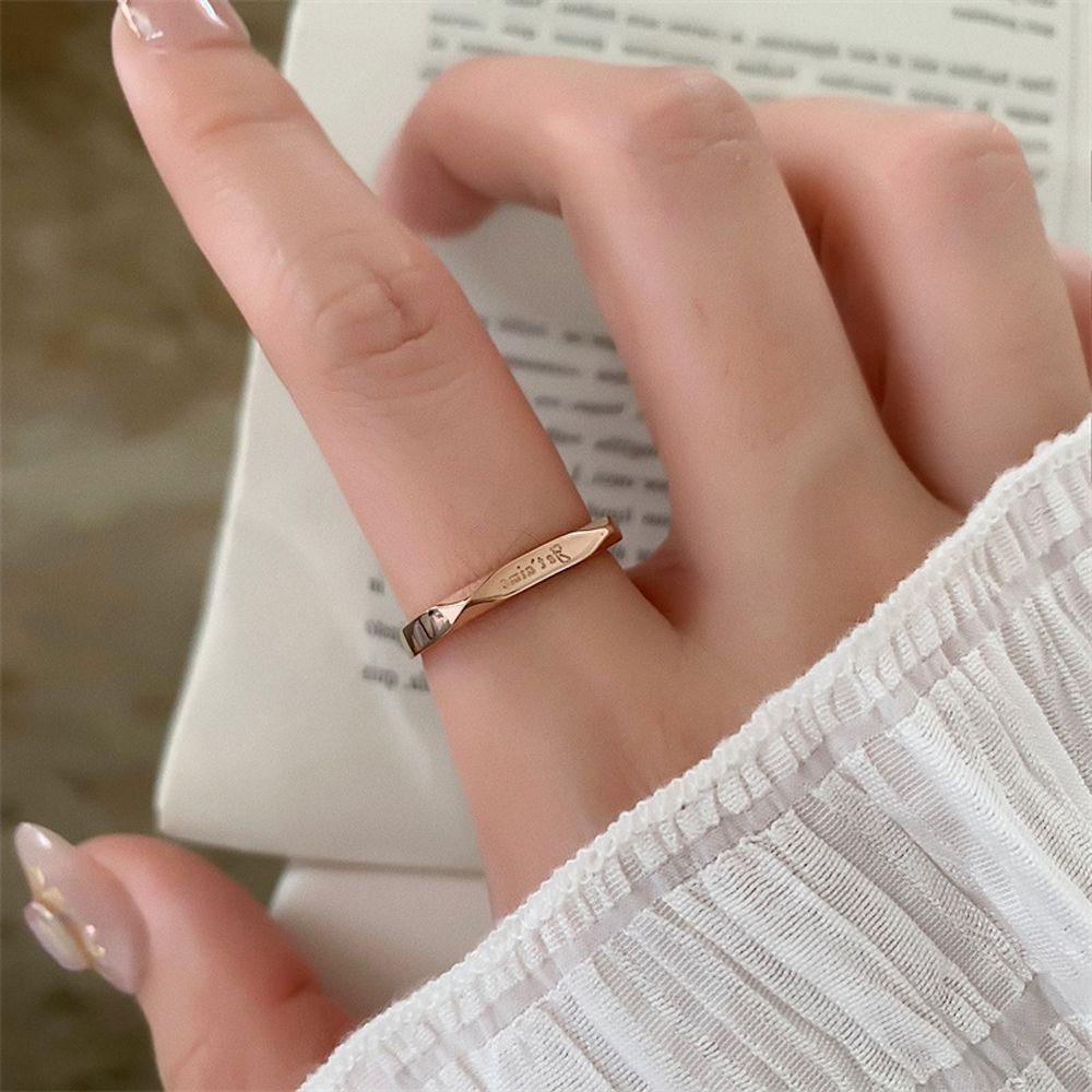 VANES1 Nhẫn Cặp Bằng Thép Titan Khắc Chữ Jet 'Aime Thời Trang