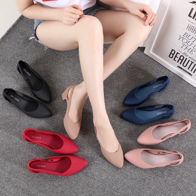 GIÀY NHỰA DẺO QUAI HẬU PHONG CÁCH THỜI TRANG QUẢNG CHÂU CAO CẤO