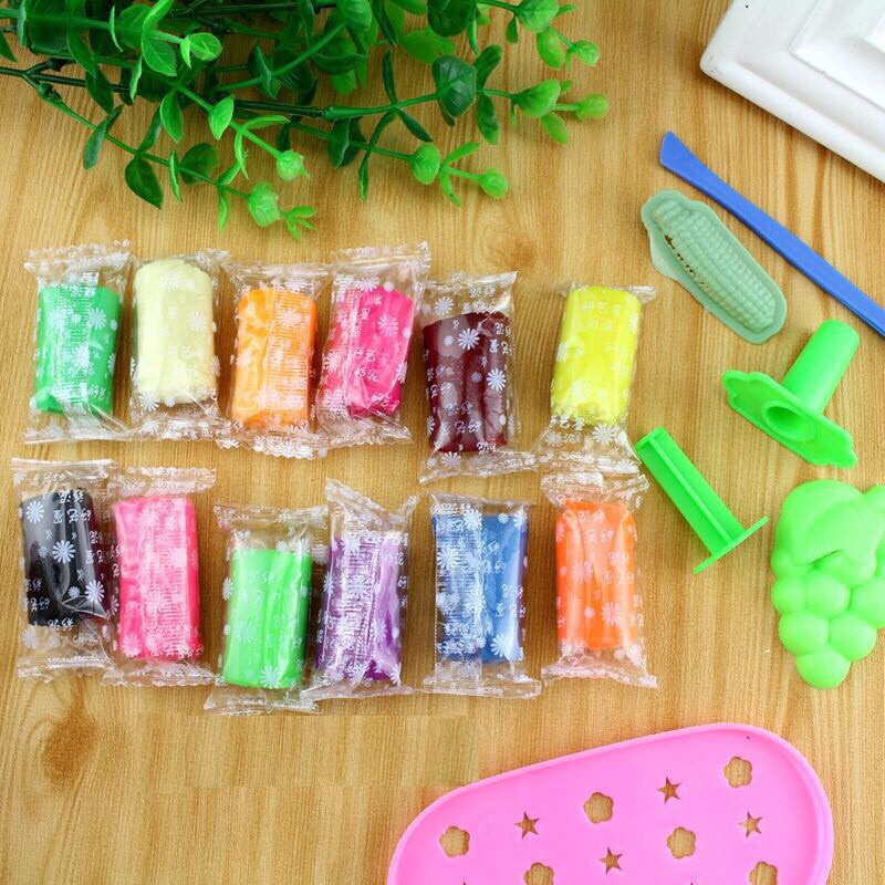 Hộp đồ chơi đất sét 12 màu cho bé