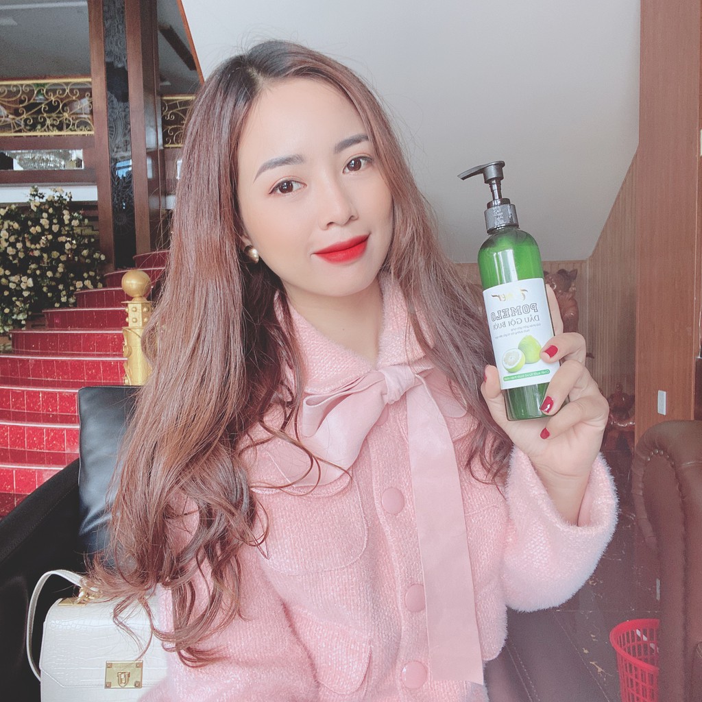 Dầu gội bưởi kích mọc tóc Pomelo 300ml giúp làm sạch tóc và da đầu, giảm rụng tóc, kích mọc tóc nhanh hơn