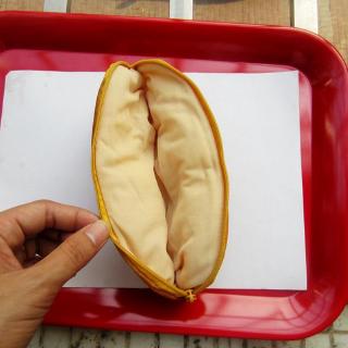 Ví đựng bút hình bánh mì