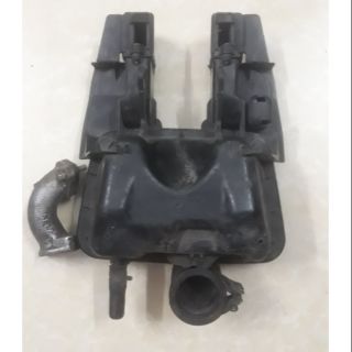 Pô e và co xăng fu1  rin rã xe.nguyên xi.có trầy.