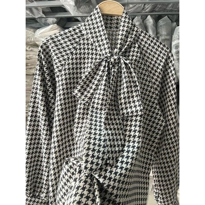 Áo sơ mi zíc zắc cổ nơ bo tay xinh