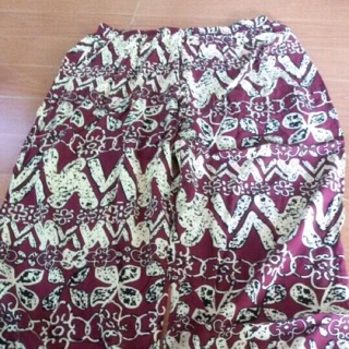 Quần thổ cẩm chất lanh