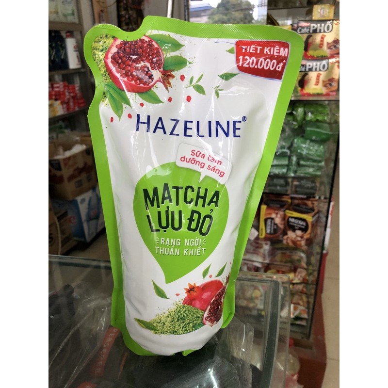 Sữa tắm Hazeline dưỡng ẩm sáng da pyến mạch dâu tằm date 2024 | BigBuy360 - bigbuy360.vn