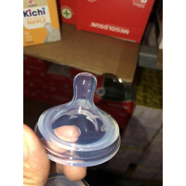 NÚM TY SIÊU MỀM DÙNG CHO BÌNH SỮA HÌNH BÒ HỘP 2 CÁI