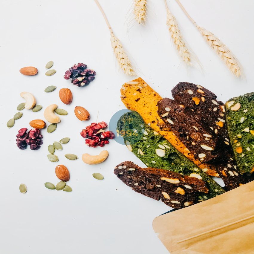 Bánh ăn kiêng Biscotti mix 5 vị 100gr 1994food - truyền thống, trà xanh, cacao, than tre, tắc hạt chia siêu | BigBuy360 - bigbuy360.vn