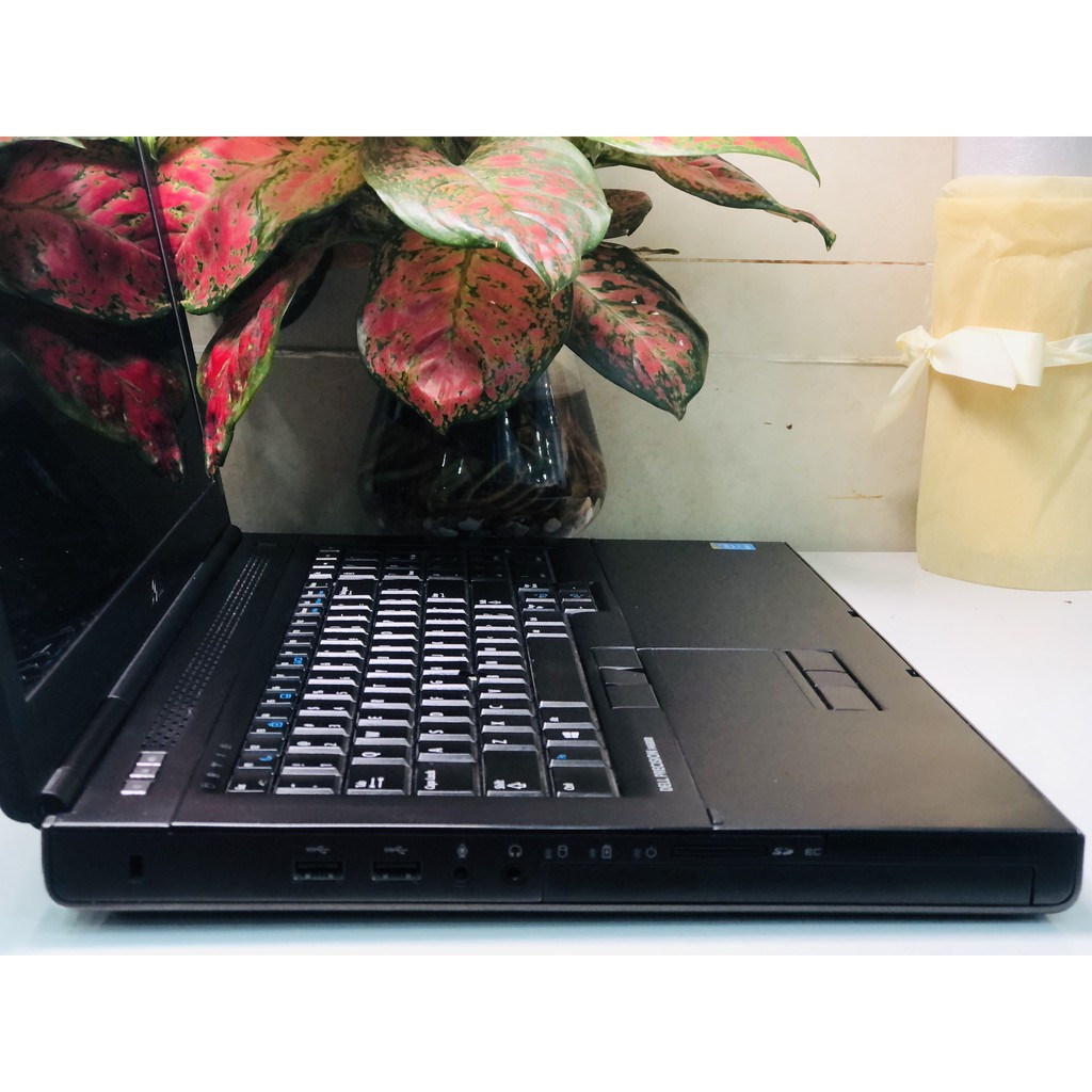 Laptop Dell Presicion M6800 Workstation Đồ họa mạnh mẽ