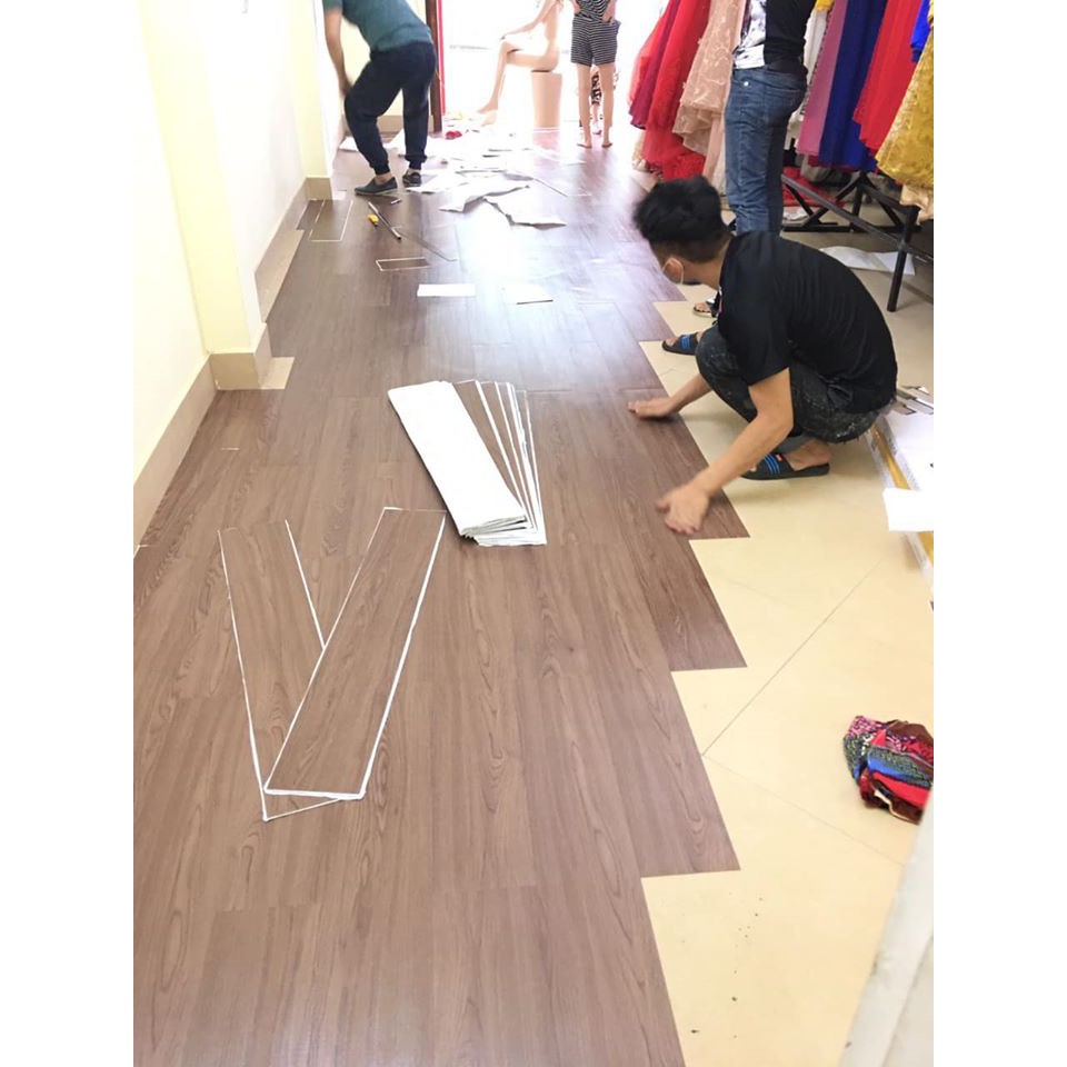 [HÀNG LOẠI 1] SÀN NHỰA GIẢ GỖ-VÂN GỖ-KEO DÁN SẵN-KT 15,44x91,44 ĐỘ DÀY ĐỦ 2MM | BigBuy360 - bigbuy360.vn