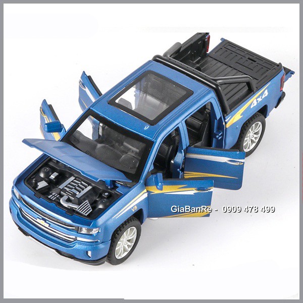 XE MÔ HÌNH KIM LOẠI TỈ LỆ 1:32 - BÁN TẢI CHEVROLET SILVERADO - XANH - 9671.4