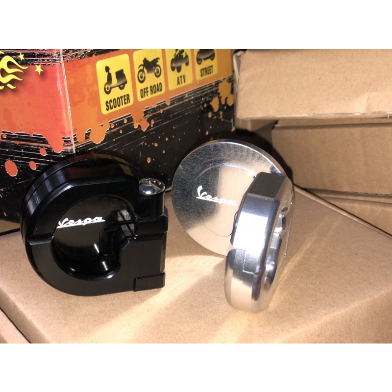 móc treo đồ logo Vespa