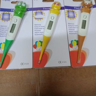 Cặp nhiệt độ cho bé