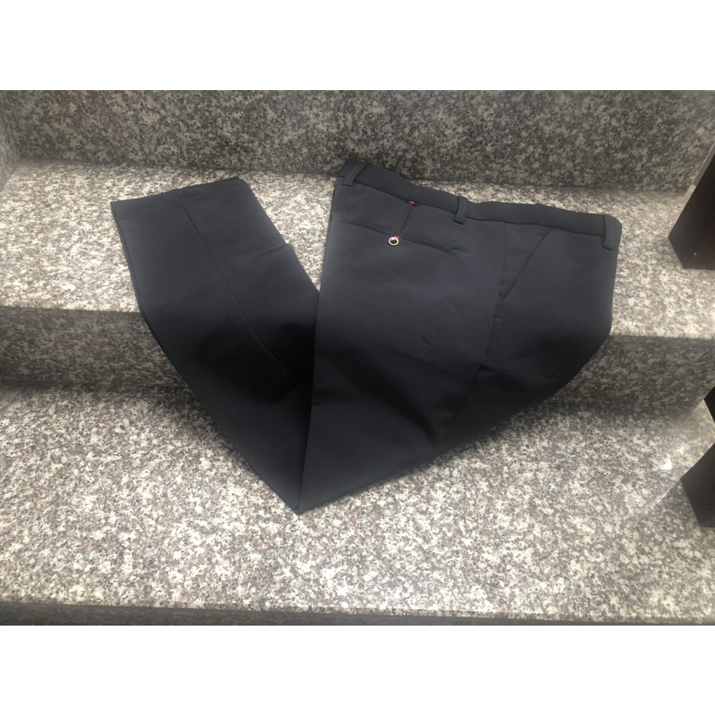 Quần Tây Nam Màu Đen Ống Côn Vải Dãn