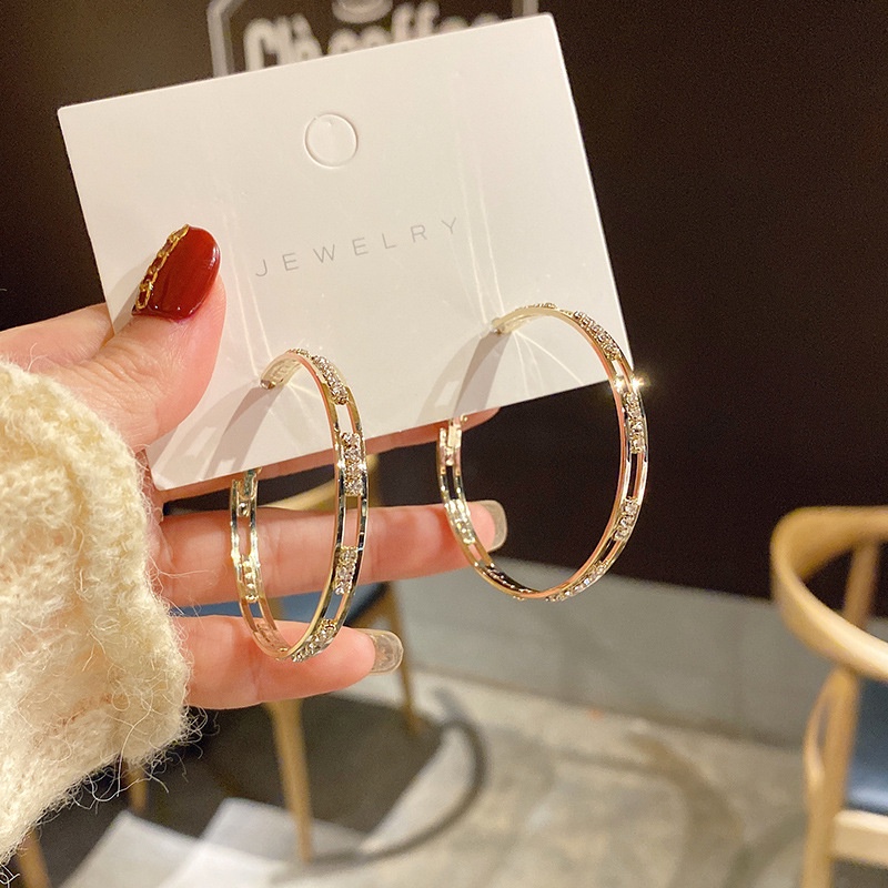 Bông Tai Mạ Bạc 925 Hình Tròn Thời Trang Cá Tính