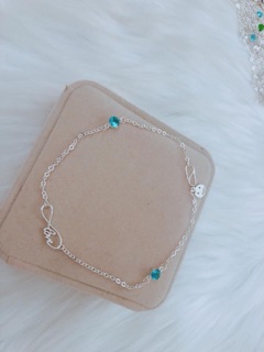 Lắc chân bạc ta