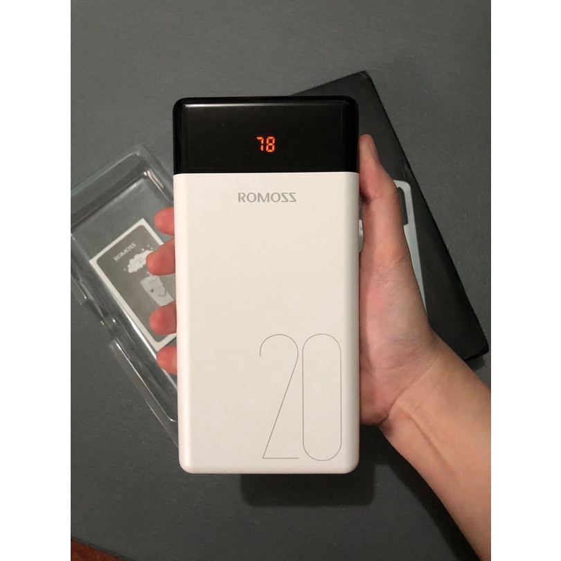 Pin dự phòng Romoss Sense 8+ hỗ trợ QC 2.0 18W dung lượng 20000mAh