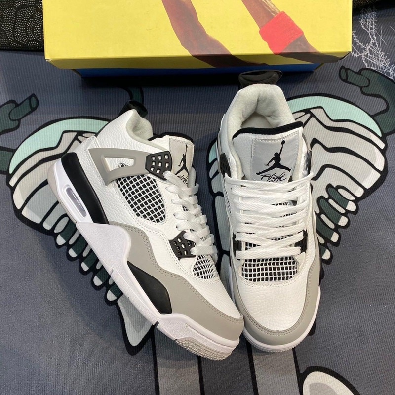 Giày Thể Thao 𝐀𝐢𝐫 𝐉𝐨𝐫𝐝𝐚𝐧 𝟒 𝐑𝐞𝐭𝐫𝐨 “𝐌𝐢𝐥𝐢𝐭𝐚𝐫𝐲 𝐁𝐥𝐚𝐜𝐤  giầy sneaker nam nữ siêu hot