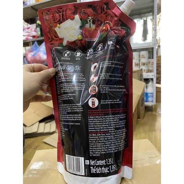 Nước xả vải Downy hương Đam mê 1.4L