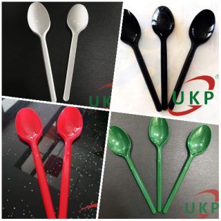 100c muỗng nhựa ukp