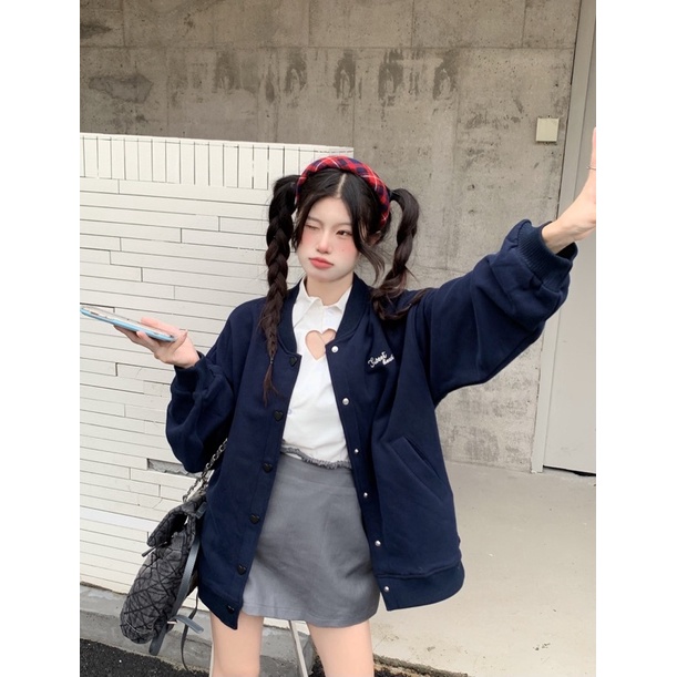 Áo khoác bomber bóng chày cardigan nỉ xanh navy cổ tròn basic dáng rộng cúc trái tim dễ thương Yannie