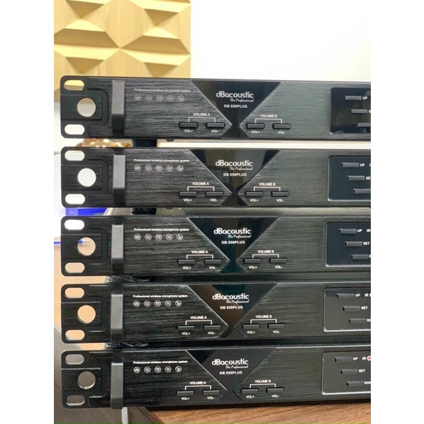 Micro không dây dBacoutic DB 550 Plus Chính hãng 2023- bảo hành 2 năm - Gia Khang Shop