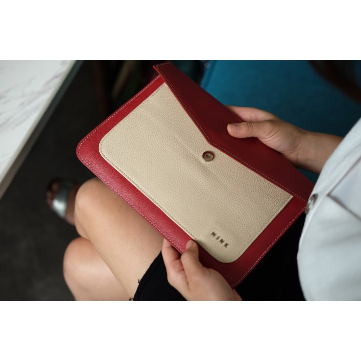 HERA Tablet Clutch - Ví cầm tay cho nữ da thật nguyên tấm lớp 1-IW05-3426.MINK