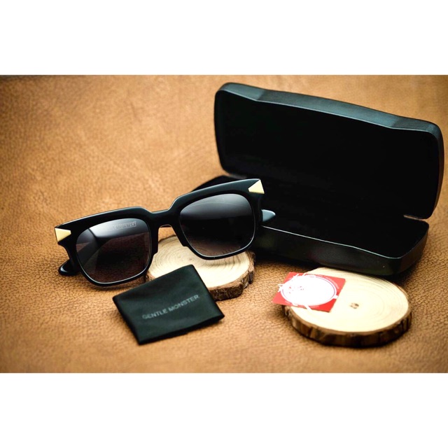 Kính Thời Trang Cao Cấp Nhựa Đúc Hàng Tốt Fullbox