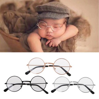 Kính chụp ảnh cho bé sơ sinh dễ thương