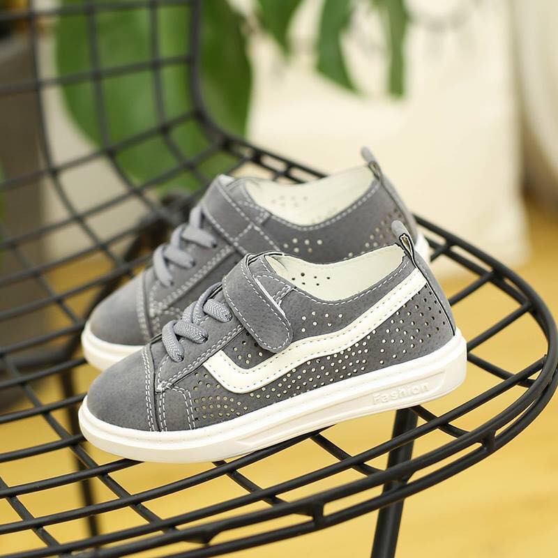 Giày vans bé trai