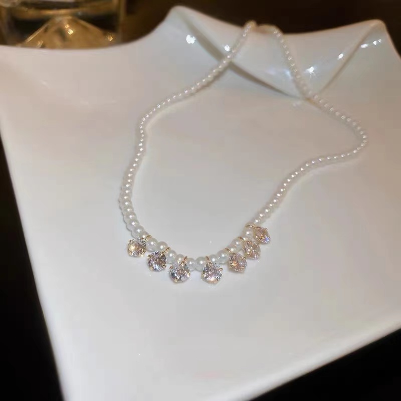 Vòng cổ Ngắn Đính Ngọc Trai Zircon Sang Trọng Thanh Lịch Dành Cho Nữ