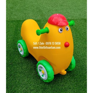 Đồ chơi xe chòi chân giá rẻ hình con sâu bằng nhựa nhập khẩu