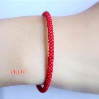 vòng chỉ đỏ may mắn