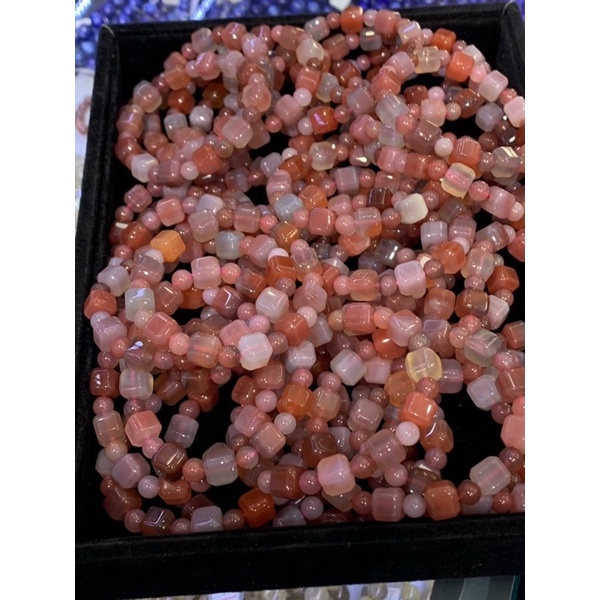 Đá mã não nam Hồng