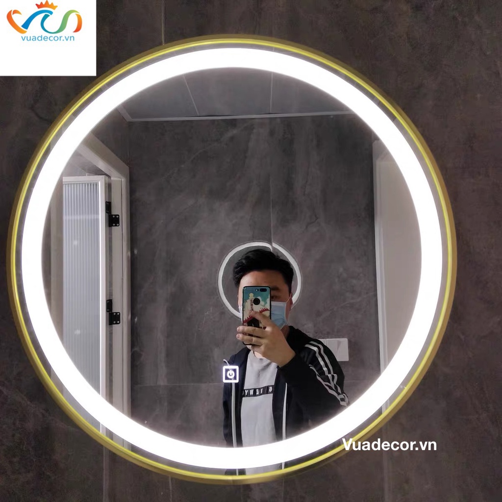Gương tròn toàn thân nhà tắm bàn trang điểm khung nhôm mạ có led cảm ứng cao cấp VUADECOR